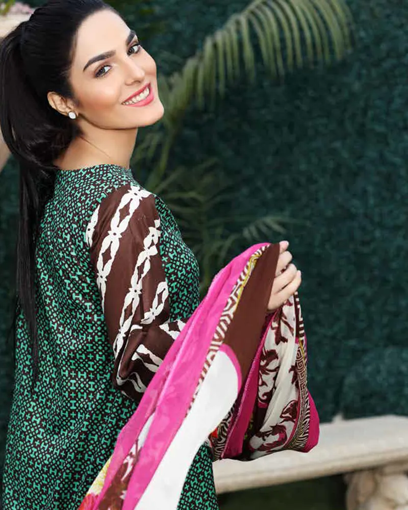 Charizma by Riaz Arts Spring/Summer 2017 Lawn Collection - Volume 1, Design RY05A