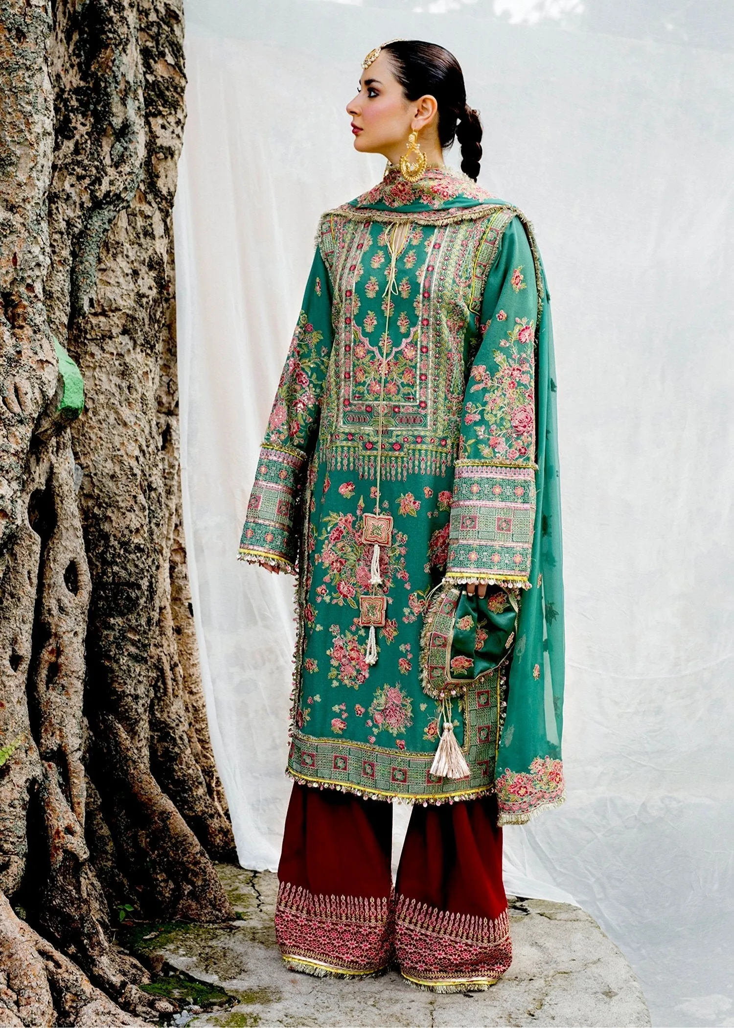 Hussain Rehar · Rumli Festive Karandi Collection '21 – Zankai